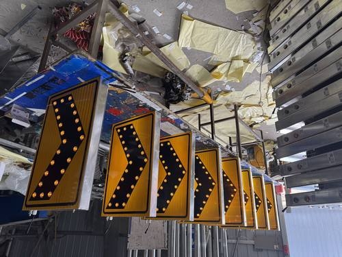 济宁标识标牌按功能可分为哪些类型 不同类型适用什么场景